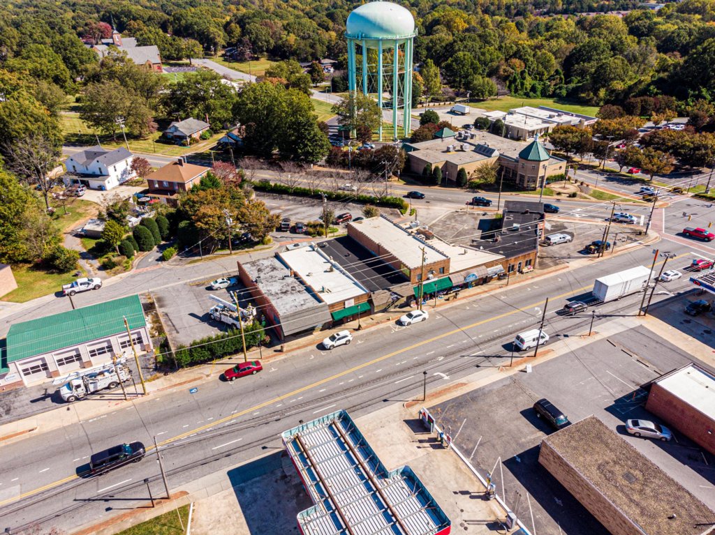 126 1st St W, Hickory Andi Jack The Andi Jack Team ReMax Traditions