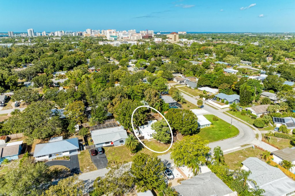 2532 E Milmar Dr, Sarasota, FL Patrick Brogley Opal Homes Keller