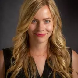 Julia Blackburn Profile Picture