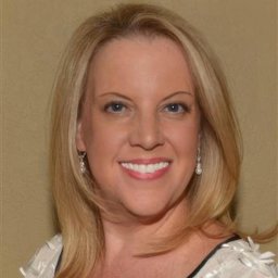 Leah McNamara, Broker Profile Picture