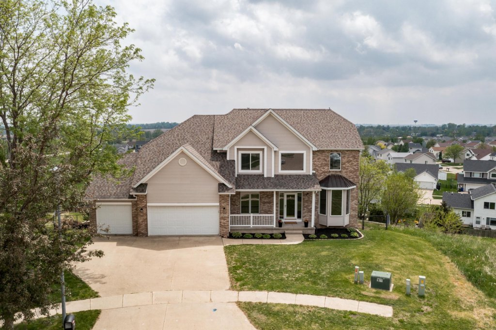 3417 Blue Pointe Ct SW Wendy Votroubek Skogman Realty