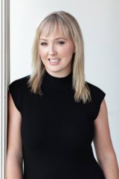Jenn Schotts Profile Picture