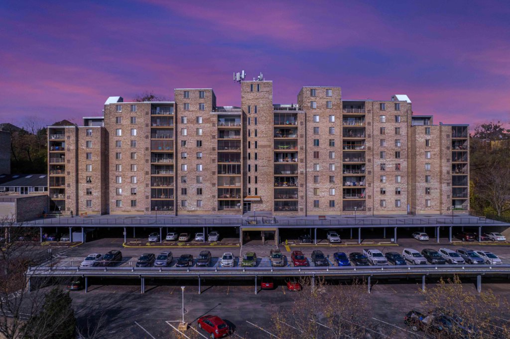 2120 Greentree Rd 803e Darla Jobkar Julie Scotti