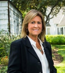 Pixie Russell Profile Picture