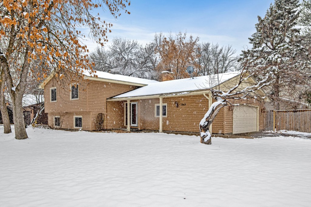 7459 Douglas Dr N Tina Sheriff RE/MAX Results