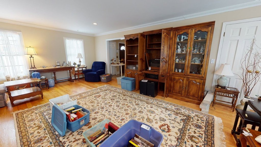 27854 Oradell (New Jersey, USA) 27413 MaxSold