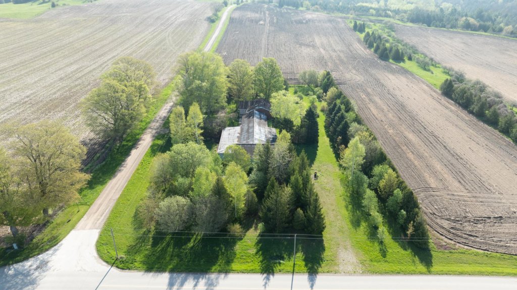 35541 Kitchigami Rd Robert Hulley Sales Rep. Royal LePage