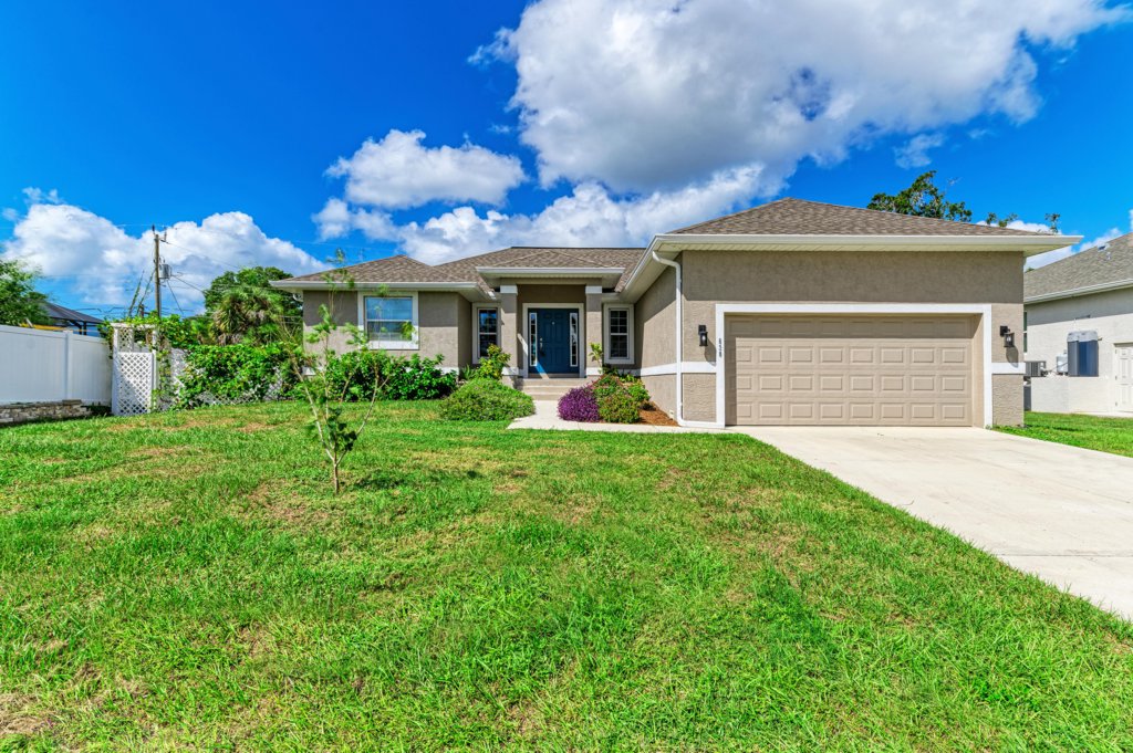 630 Conrad Rd, Venice, FL