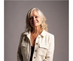 Lynn Lafreniere Profile Picture