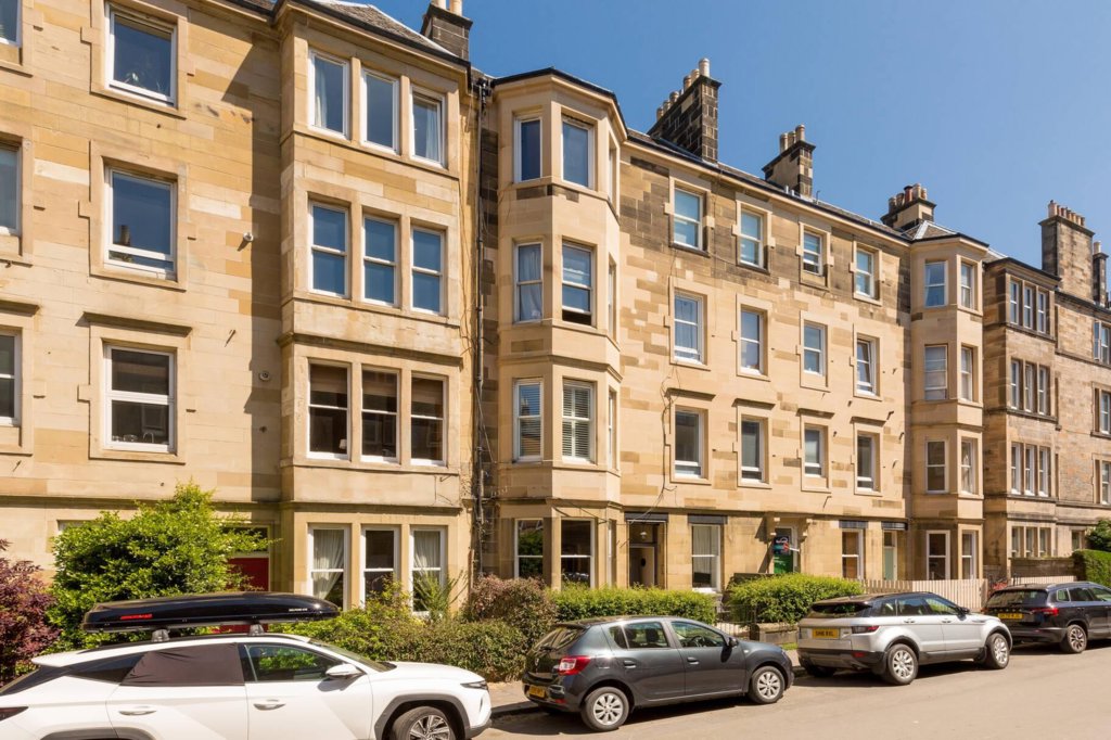 7/3 Ogilvie Terrace Jamie Sole Blair Cadell