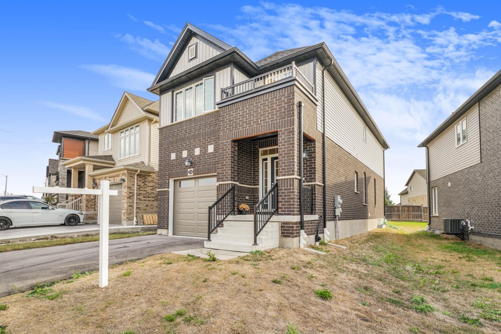 236 Woodbine Ave, Kitchener Nikolay Klyushkin