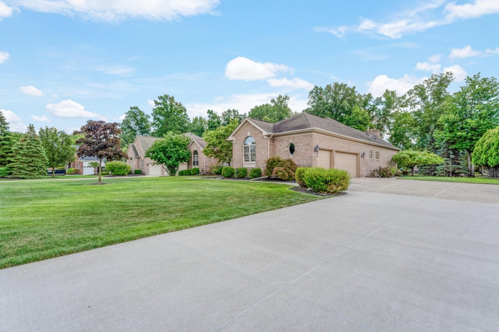 8668 Cadillac Cir by Downriver Real Estate Photography