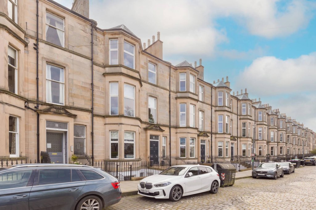 12/4 South Learmonth Gardens Sarah Tanner Rettie