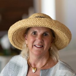 Debbi McDermott Profile Picture