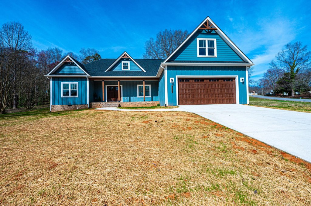 3145 3rd St Dr NW, Hickory Andi Jack The Andi Jack Team ReMax