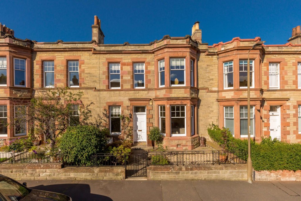 31 Lomond Road Rettie