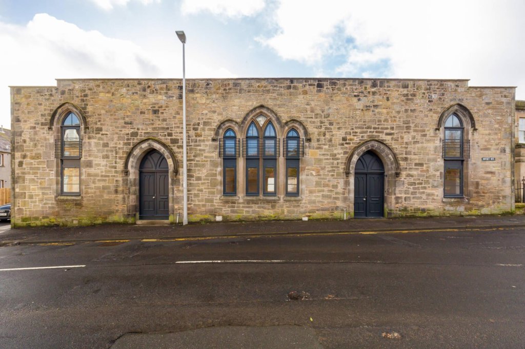 30a West Street, Penicuik Karen Fleming Simpson & Marwick