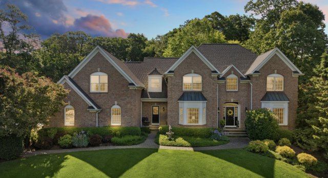 Welcome To 6 Fox Run Road, Sparta N.J. | 6 Fox Run Rd, Sparta, NJ