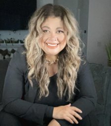 Juanita Flores Profile Picture