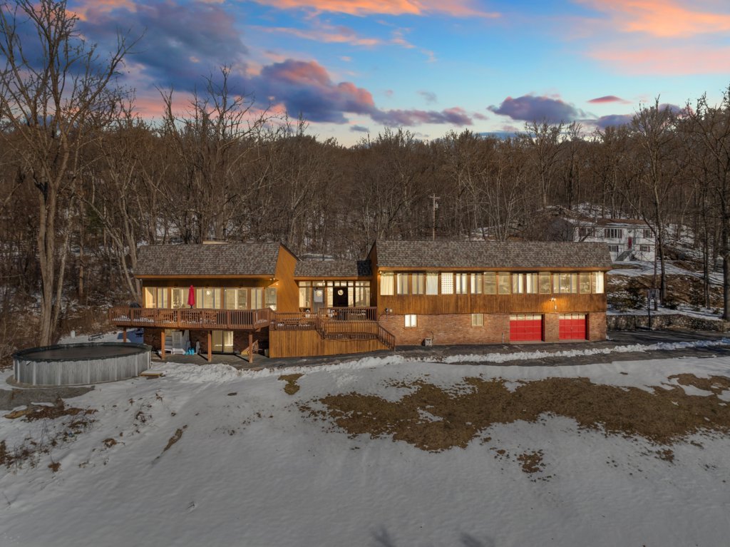 to 76 W Shore Dr Vernon N.J. 76 W Shore Dr, Vernon Township