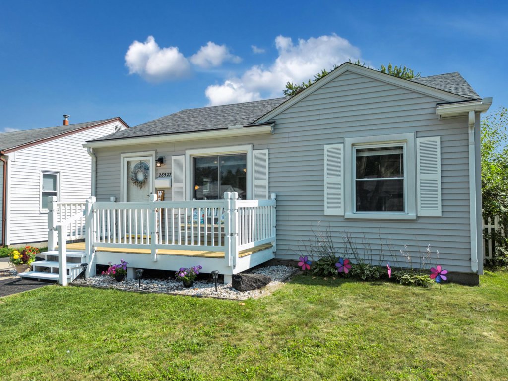 28527 Block St Brandon Monaghan Key realty