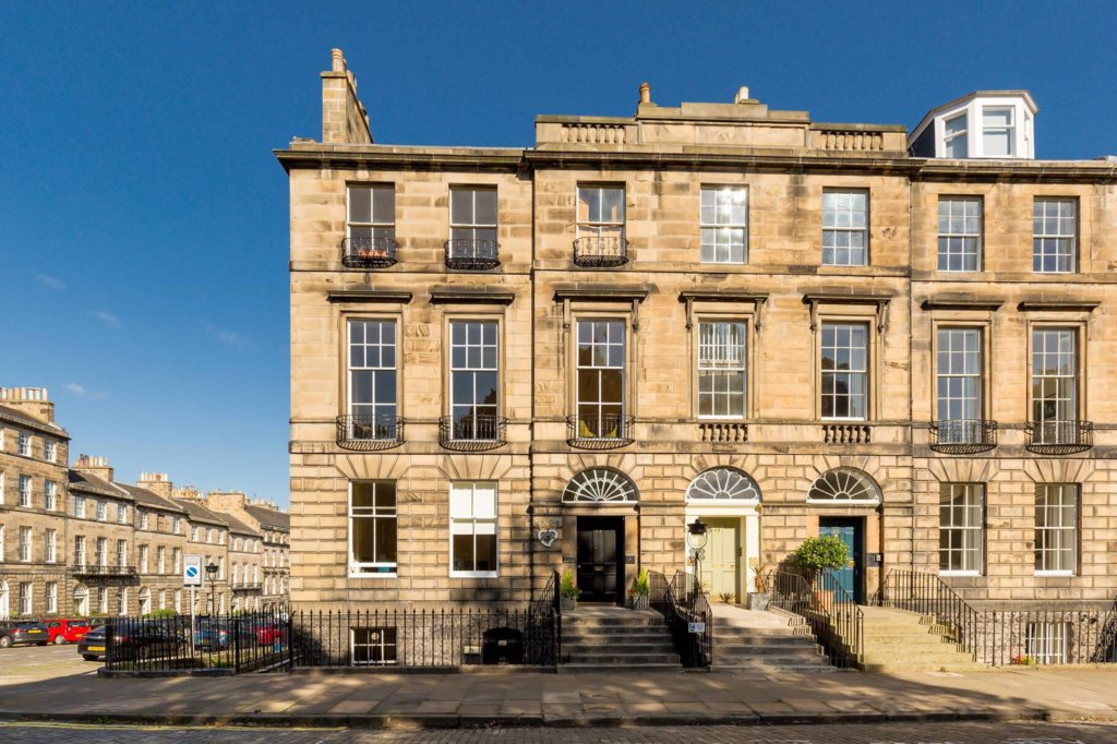 42 Heriot Row 42 Heriot Row, Edinburgh, EH3 6ES Rettie & Co.