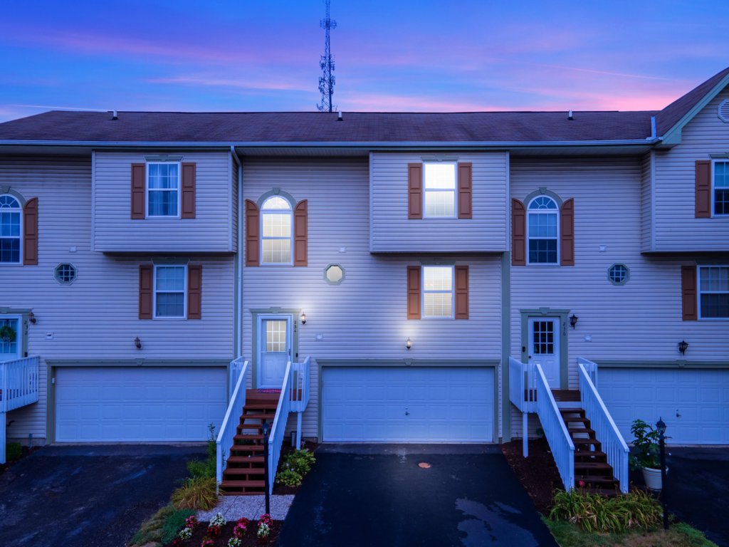 234 Scenic Hill Dr Kristina Wesling Piatt Sotheby’s International