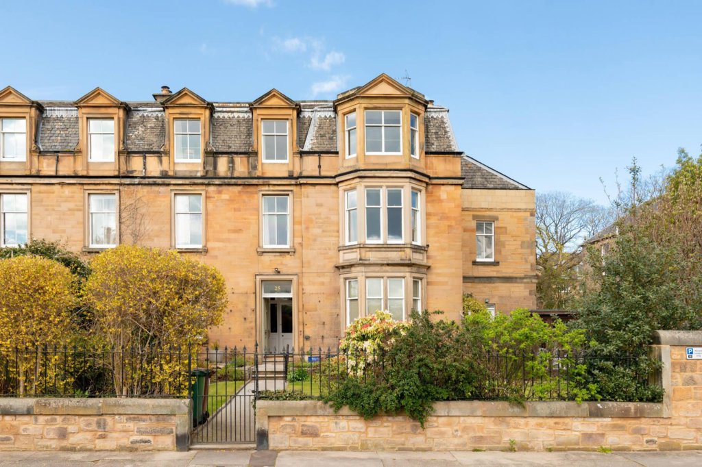 Flat B1, 25 Hope Terrace Ellisons