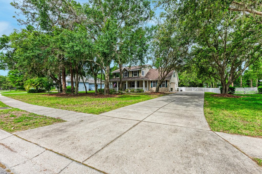 14831-7th-ave-e-bradenton-fl-echo-belser-pa-coldwell-banker-realty