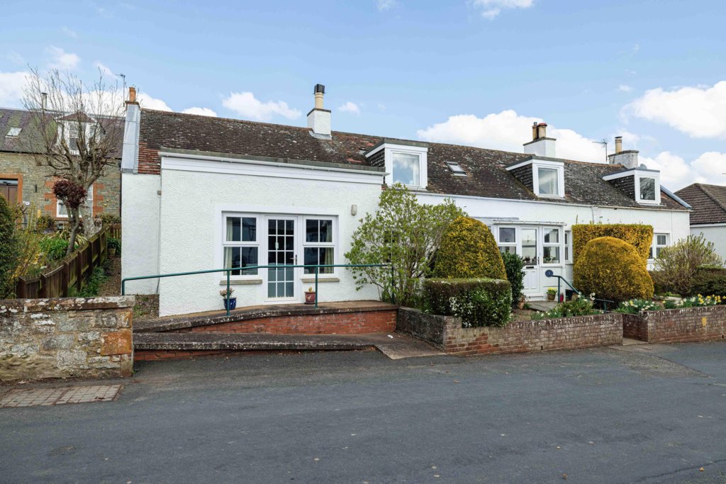 Chestnut Cottage, Bowden, Melrose 