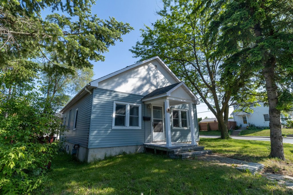 58 Daniel st S, Arnprior ON Royal Lepage Team Realty